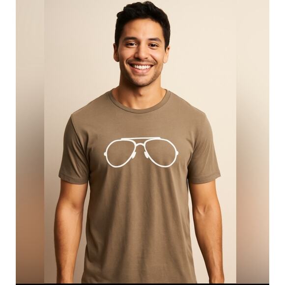 Men’s Michael Kors Brown Embroidered Aviator Graphic T-Shirt Size X-large - Picture 1 of 7